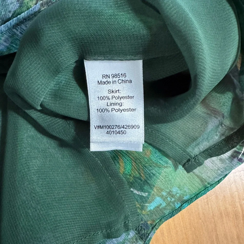Coldwater Creek Green & Teal Floral Pintuck Button Blouse - Picture 7 of 8